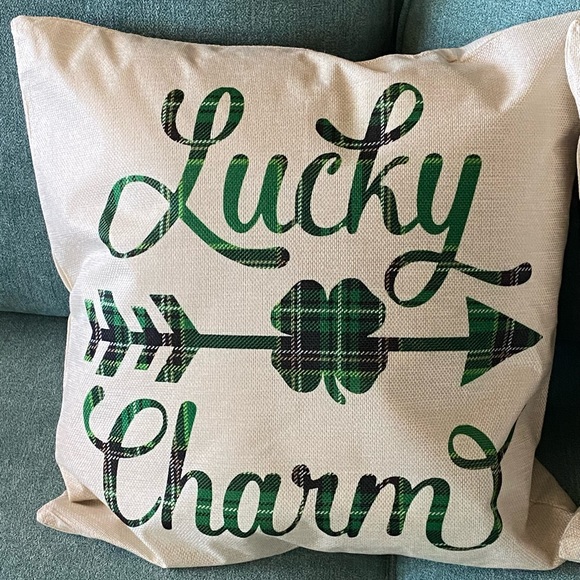 St. Patrick’s Day Decorative Pillow Covers for 18” Pillows.  Set of 4.  NEW - Picture 4 of 13